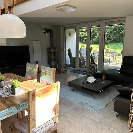 아파트 Auszeit Ferienhaus Lichtenberg Mit Sauna Am Frankenwaldsee, Kamin, Klima, Garten *